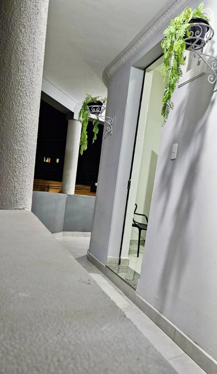 Sb Hospedaria Pousada Uberaba Exterior foto