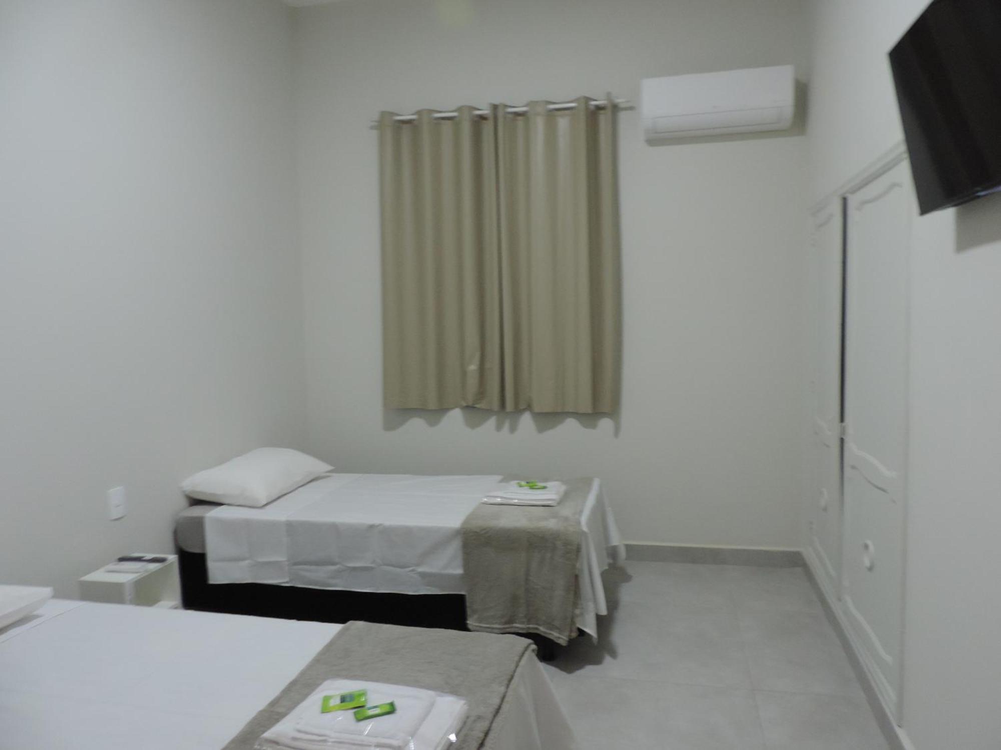 Sb Hospedaria Pousada Uberaba Exterior foto