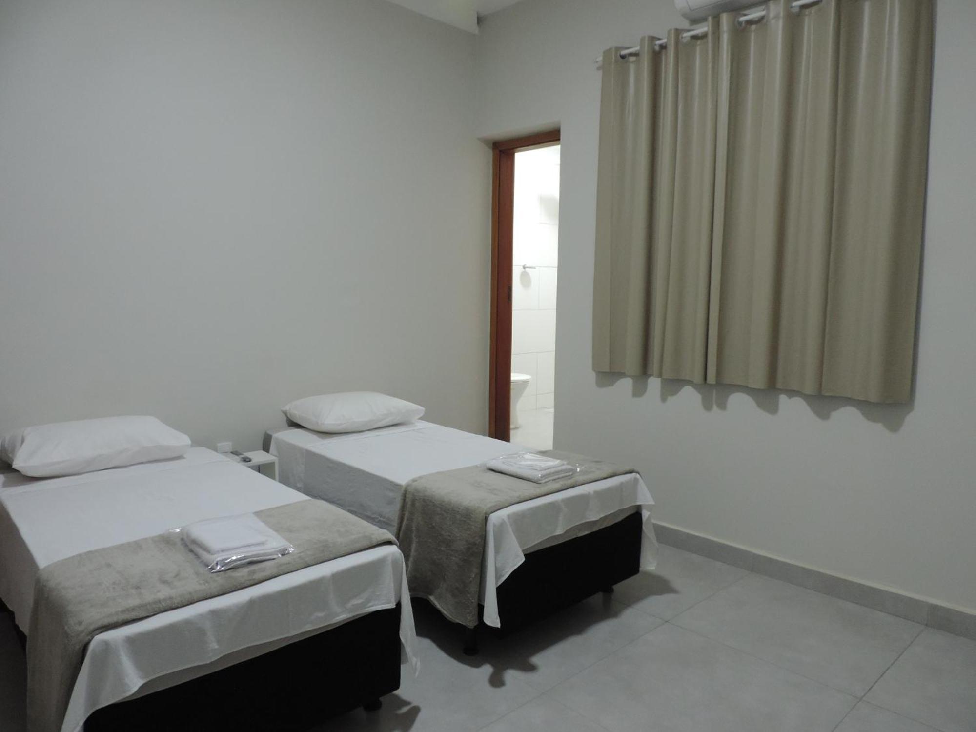 Sb Hospedaria Pousada Uberaba Exterior foto