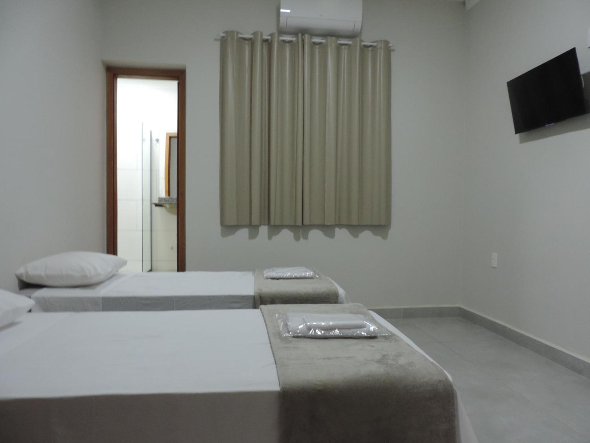 Sb Hospedaria Pousada Uberaba Exterior foto